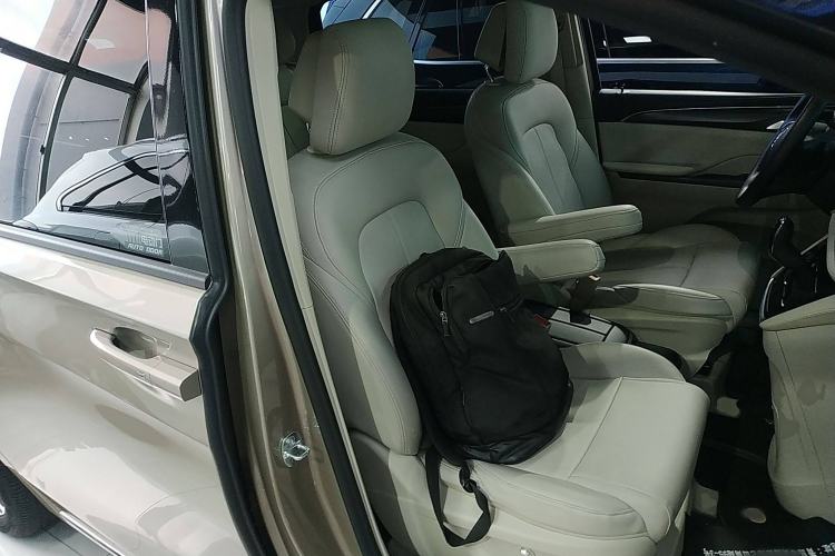 Used Buick GL8 2023 ES Lu Zun Comfort Model
