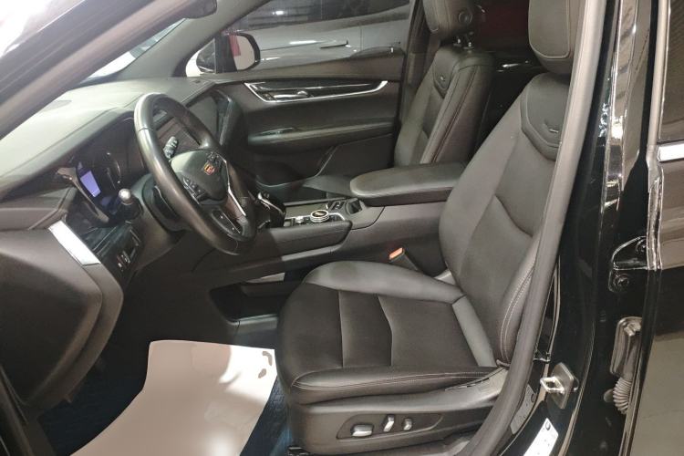 Used Cadillac XT5 2022 2.0T Two-Wheel Drive Luxury Version
