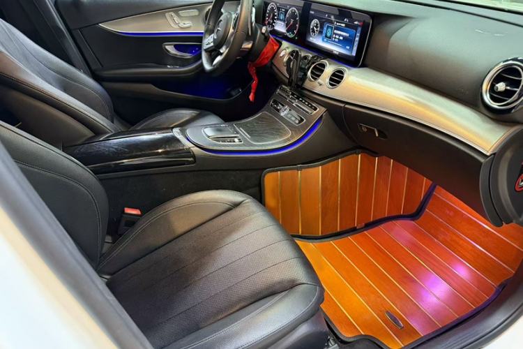 Used Mercedes-Benz E-Class 2019 E 260 Sport Edition 4MATIC
