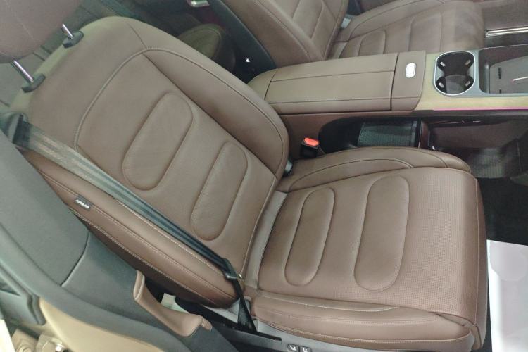 Used  #5 2024 Long-Range Journey Luxury Edition
