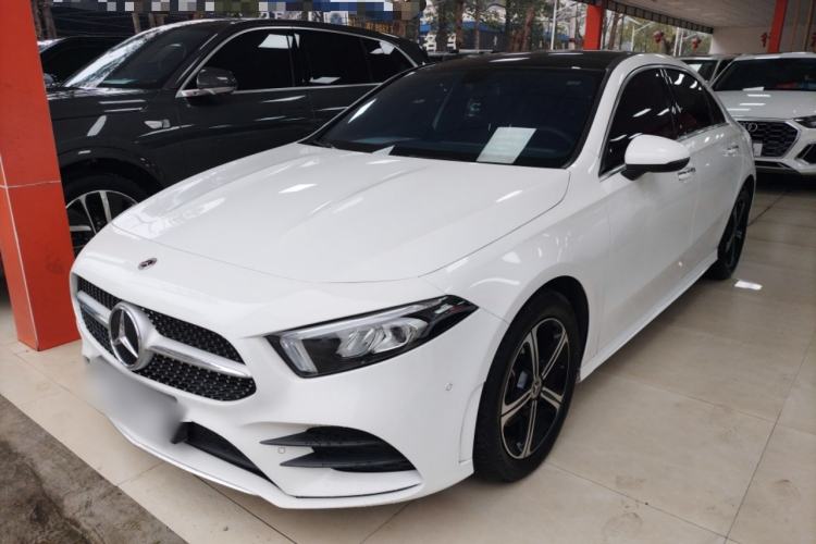 Used Mercedes-Benz A-Class 2022 Revised Version A 200 L Sport Sedan Fashionable Style