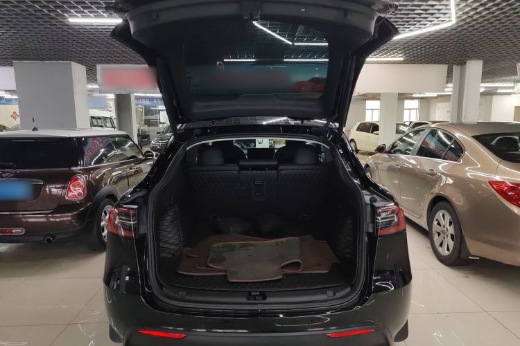 Used Tesla Model Y 2023 Rear-Wheel-Drive Version