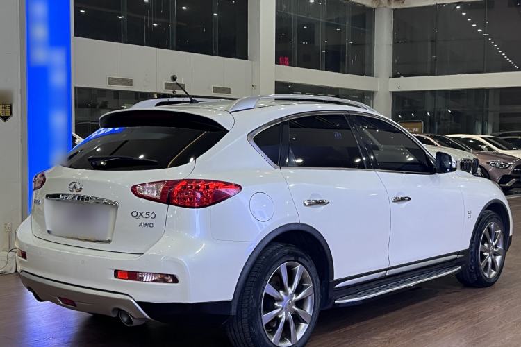 Used Infiniti QX50 2015 2.5L Enjoyment Edition
