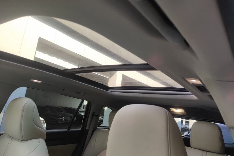 Used Toyota Highlander 2022 Dual-Engine 2.5L Four-Wheel Drive Prestige Version 7 Seats
