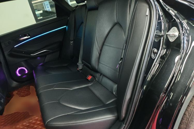 Used Toyota Avalon 2022 2.5L Luxury Edition
