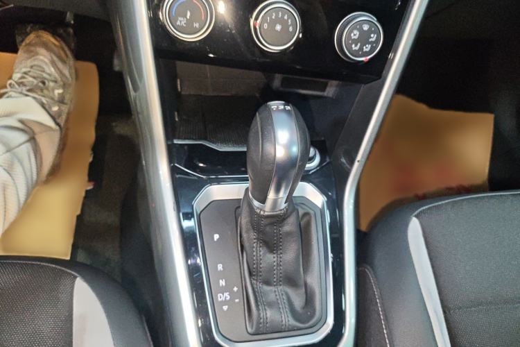 Used Volkswagen T-ROC 2020 230TSI DSG Two-Wheel Drive Advanced Version
