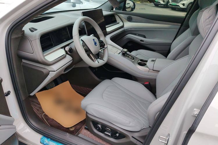 Used Denza N7 2023 Long-Range Performance Edition
