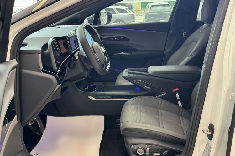 Used Hongqi EH7 2024 690 Pro
