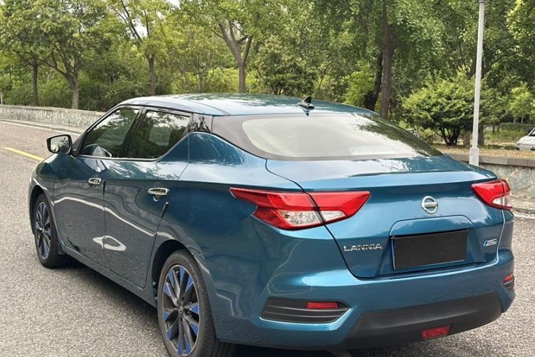 Used Nissan Lannia 2016 1.6L CVT Smart Cool Edition
