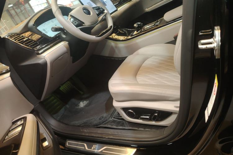 Used BYD Han 2025 DM-i 125KM Prestige Model