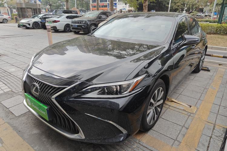 Used Lexus ES 2020 200 Excellence Edition