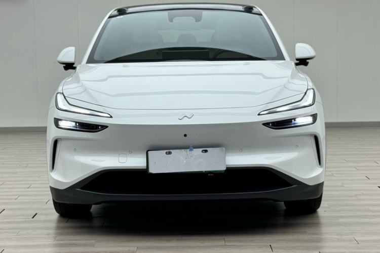 Used ONVO L60 2024 60 kWh Rear-Drive Version