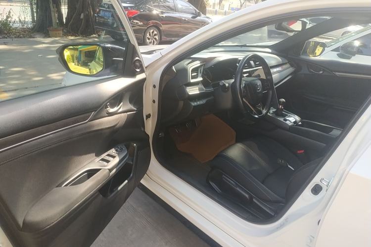 Used Honda Civic 2021 HATCHBACK 220TURBO Manual Driving Pleasure Control