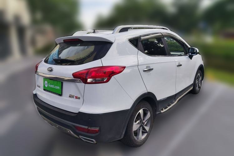 Used  Refine S3 2017 1.6L CVT Luxury Smart Model
