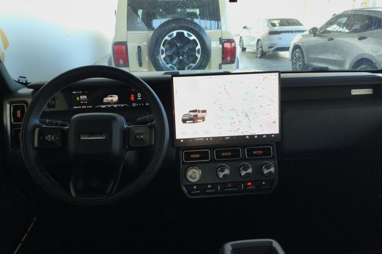 Used  V23 2025 501 Four-Wheel Drive Advanced Version
