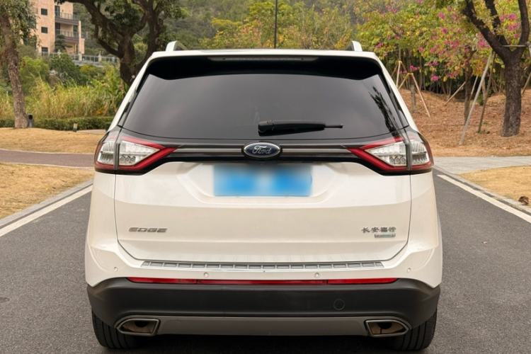 Used Ford Edge 2015 2.0T GTDi Two-Wheel-Drive High-Line Version