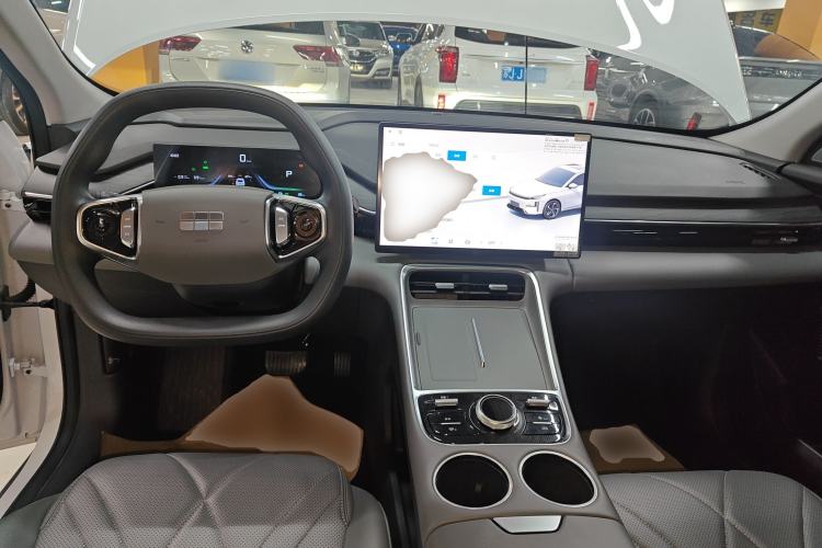 Used  L6 2025 EM-i 140km Long-Range Version
