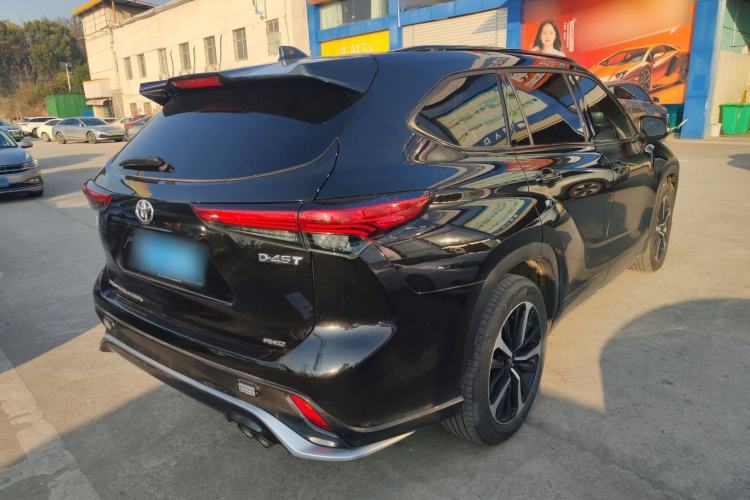 Used Toyota Crown Kluger 2022 2.0T Four-Wheel Drive Enjoyment Edition
