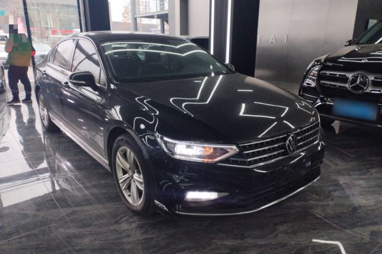 Used Volkswagen Magotan 2025 Zhongxiang Version 280TSI DSG Comfort Edition
