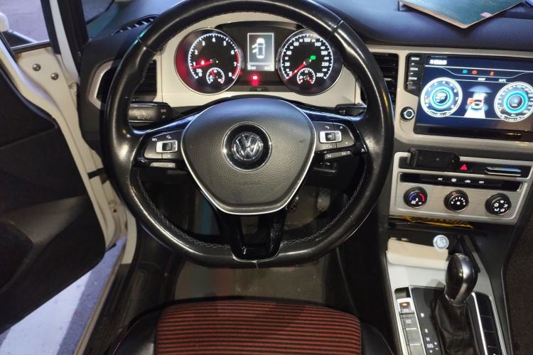 Used Volkswagen Golf Sportsvan 2016 230TSI Automatic Trend Edition