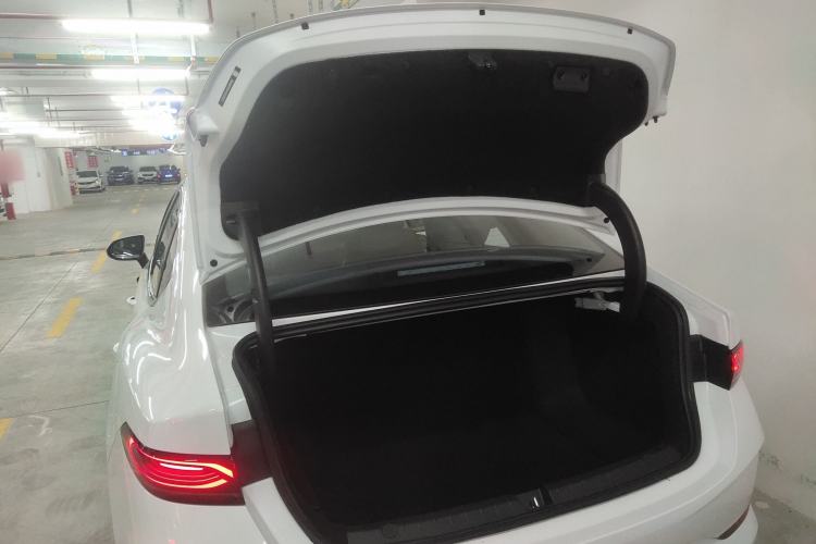 Used BYD Qin PLUS 2025 DM-i Smart Drive 55KM Beyond Model
