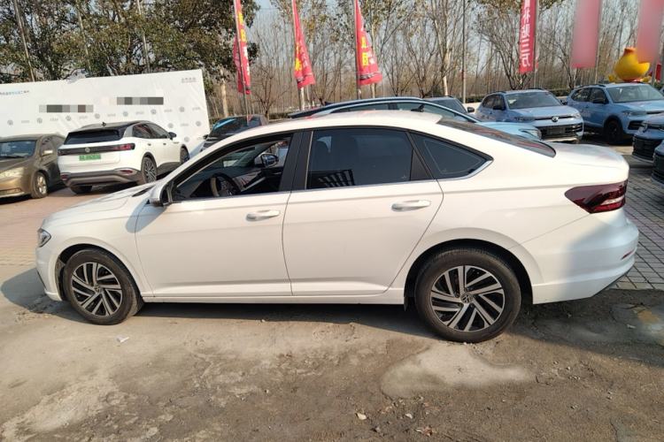 Used Volkswagen Lavida 2022 1.5L Automatic Comfort Edition
