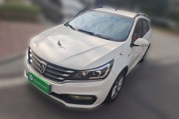 Used Baojun 310W 2017 1.5L Manual Fashion Model China V