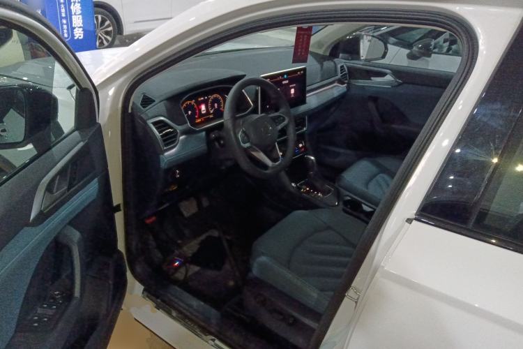 Used Volkswagen Tharu 2024 300TSI Two-Wheel-Drive Moon Luxury Edition