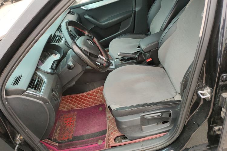 Used Skoda Octavia 2017 1.6L Automatic Chuanxing Edition
