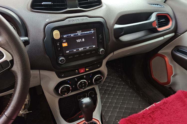 Used  Renegade 2016 1.4T Automatic Smart Edition
