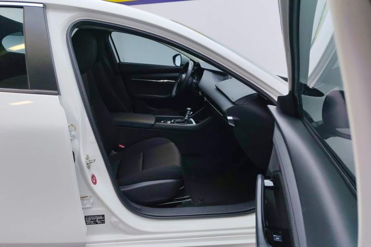 Used Mazda Mazda 3 Axela 2023 2.0L Automatic ZhiXuan Edition
