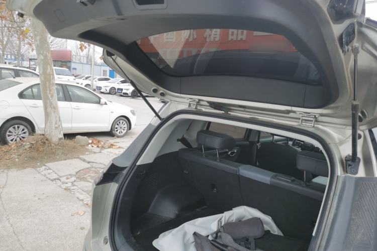 Used AION Y 2023 Younger Star Edition
