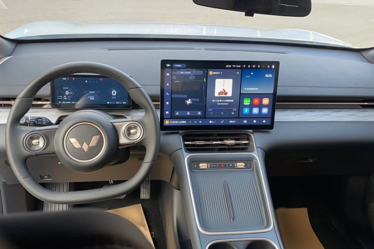 Used Wuling Xingguang S 2025 Model, 130km Leading Edition