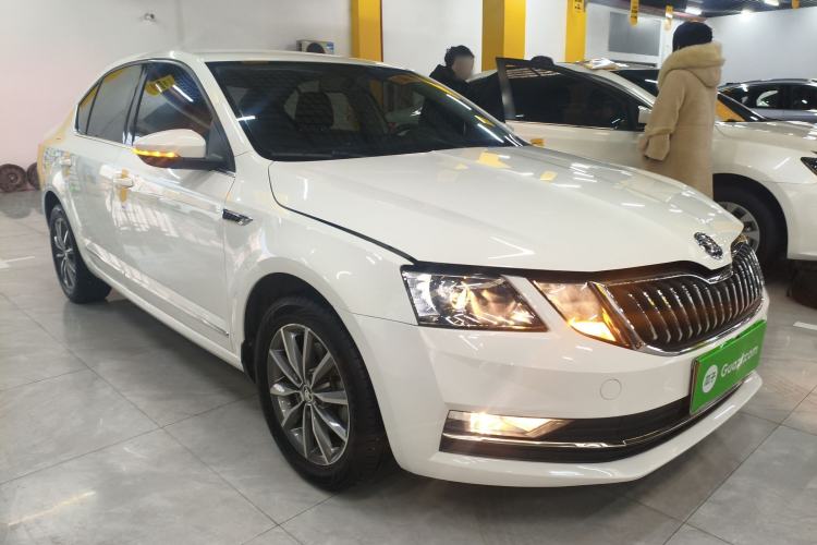Used Skoda Octavia 2018 1.6L Automatic Comfort Edition