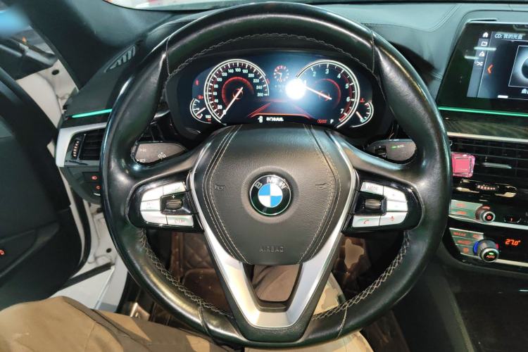 Used BMW 5 Series 2018 525Li M Sport Package
