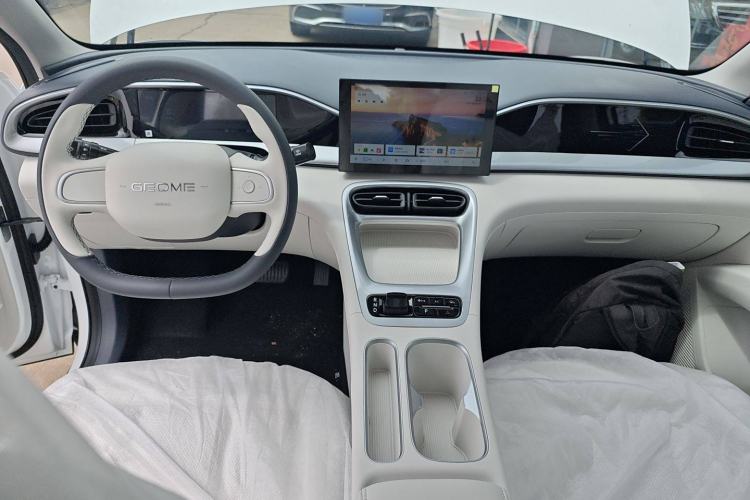 Used  Geome 2025 310km Youth Edition
