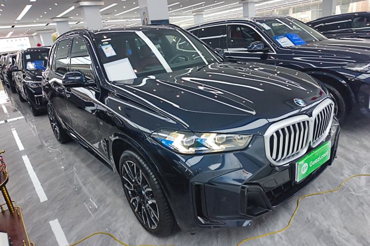 Used BMW X5 2023 xDrive 40Li M Sport Night Edition Package
