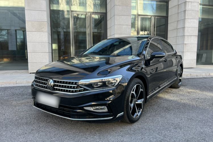 Used Volkswagen Magotan 2023 2 Million Units Limited Edition 330TSI DSG Leading Version