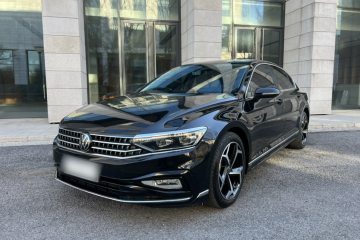 Used Volkswagen Magotan 2023 2 Million Units Limited Edition 330TSI DSG Leading Version