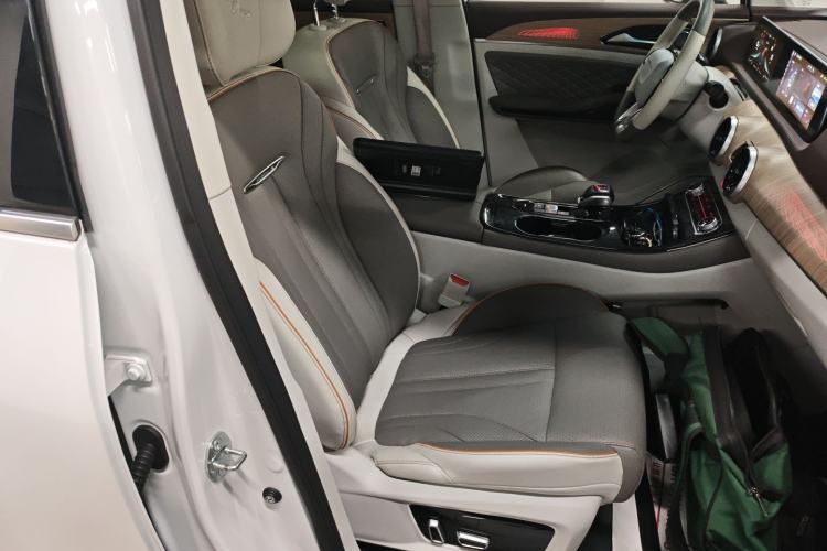 Used FORTHING Yacht 2024 1.5T DCT Guanhai Edition
