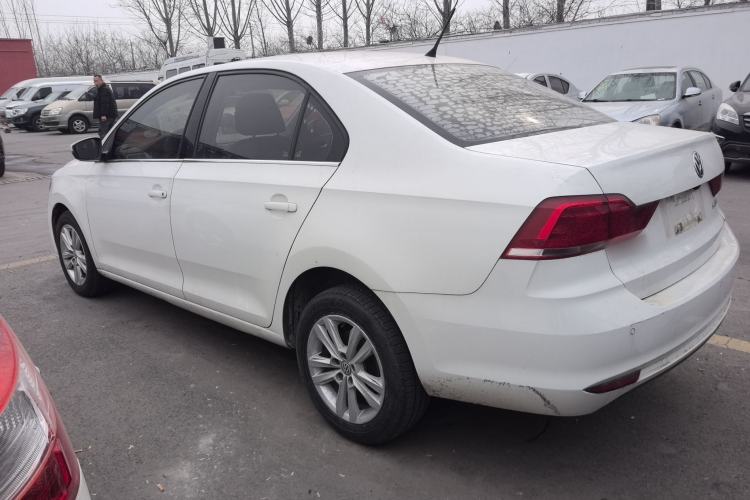 Used Volkswagen Santana 2018 1.5L Manual Comfort Edition
