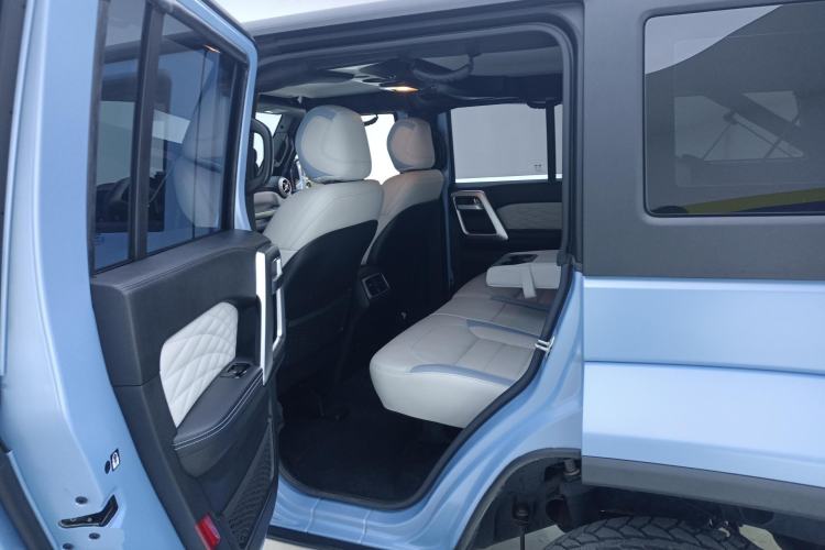 Used BAIC Off-Road BJ40 2023 2.0D Automatic Four-Wheel Drive Blade Hero Edition Adventurer Type