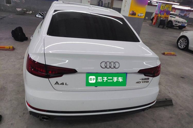 Used Audi A4L 2018 30th Anniversary Edition 40 TFSI Fashion Model
