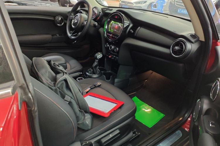 Used  MINI 2016 1.2T ONE Pioneer Edition