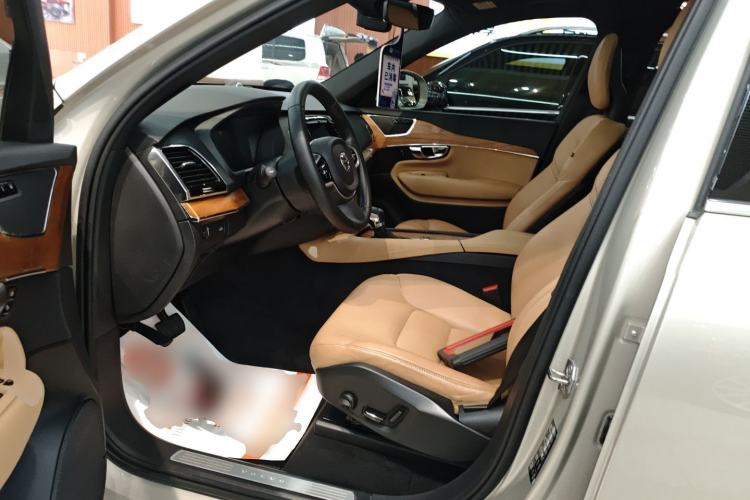 Used Volvo XC90 2018 T6 Zhiyi Edition 7-Seater
