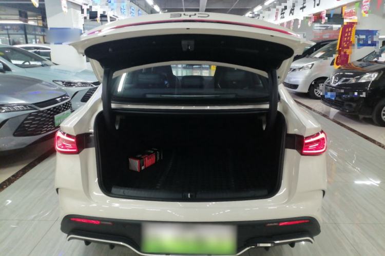 Used BYD Seal 06 New Energy 2025 DM-i Smart Drive 80KM Luxury Model
