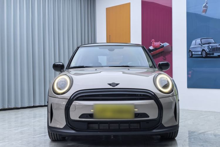 Used  MINI 2023 1.5T COOPER Artist
