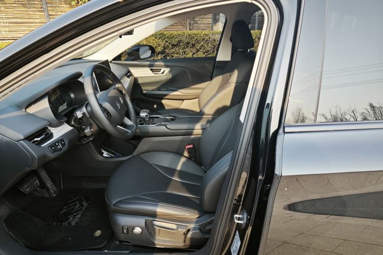 Used Hongqi E-QM5 2023 620km PLUS