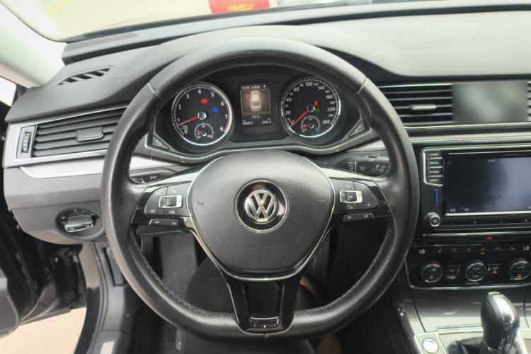 Used Volkswagen Passat 2016 330TSI DSG Prestige Edition
