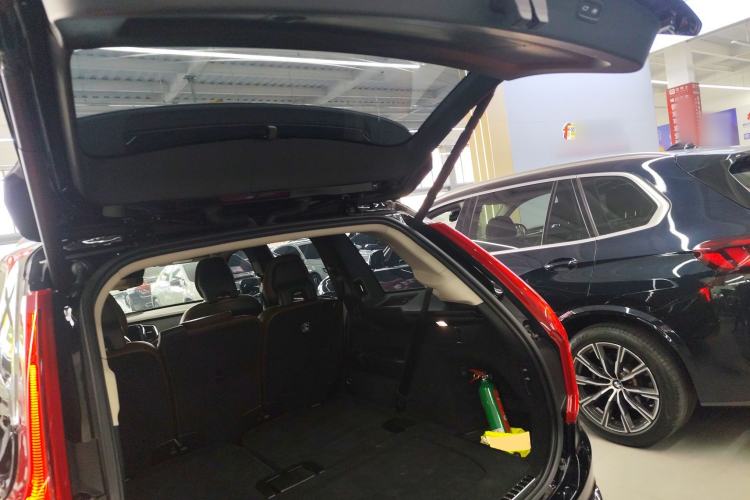 Used Volvo XC90 New Energy 2019 E-Drive Hybrid T8 Prestige 7-Seater China VI Standard